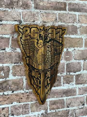 2002 Class Crest Plaque